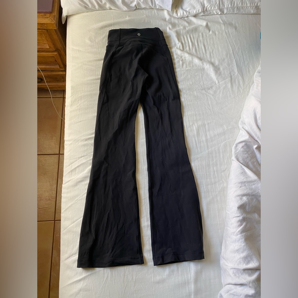 Lululemon leggings size 4